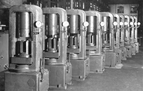 Group of 10-125 ton Heading Presses, for manufacture of 25 pdr H.E. Shells, O/No. 8784, c.1939