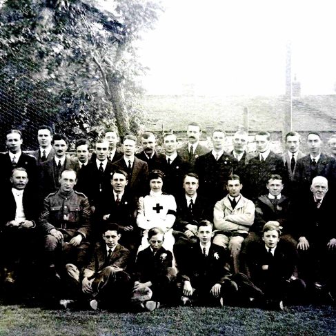 Group F&P photo c.1915