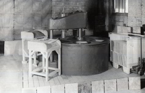 100 ton Six-Station Tile Press, O/No. 5475, c.1946