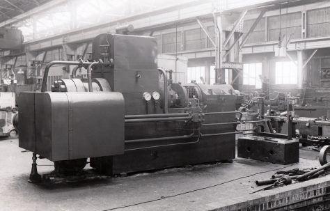 430 ton Flux Extrusion Press, O/No. 5243, c.1944