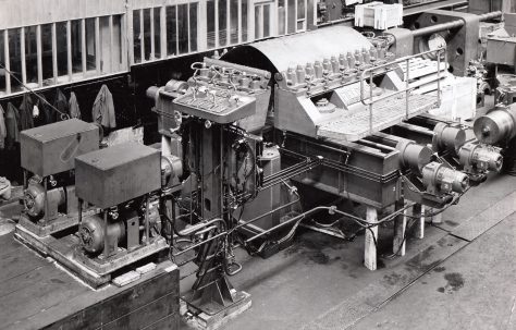 150 ton Stretching & Forming Machine, O/No. 5518, c.1946