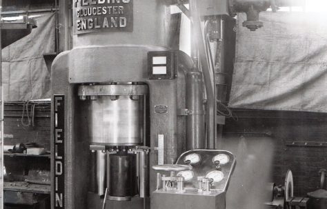 1000 ton Vertical 'Serck' Extrusion Press, O/No. 5523, c.1946