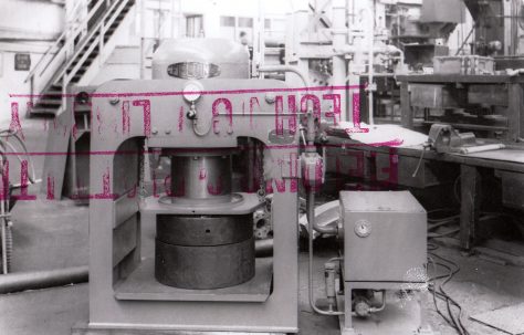75 ton Downstroking Press, O/No. 4370, c.1952