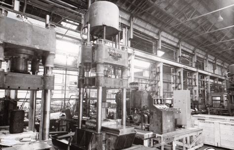 500 ton Straightening Presses, O/No. 5250, c.1955