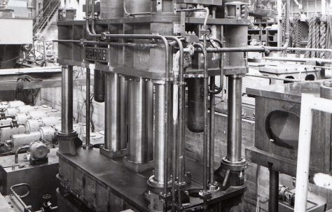 500 ton Flattening & Straightening Press, O/No. 6090, c.1956
