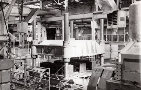985 ton Flanging Press, O/No. 5610, c.1955
