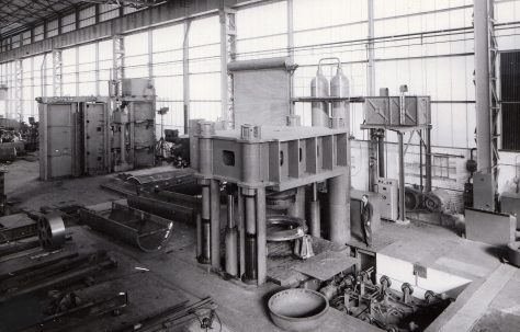 2000 ton Dishing & Flanging Press, views taken on site, O/No. 57570, c.1957