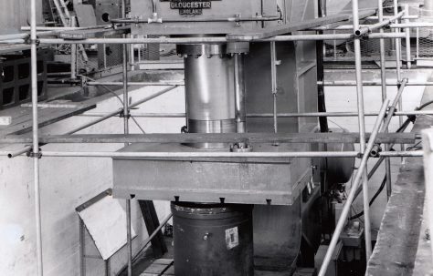 400 ton Open Gap Press, O/No. 62660, c.1962