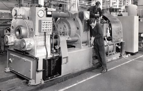 350 ton Horizontal Solder Extrusion Press, O/No. 65080, c.1965