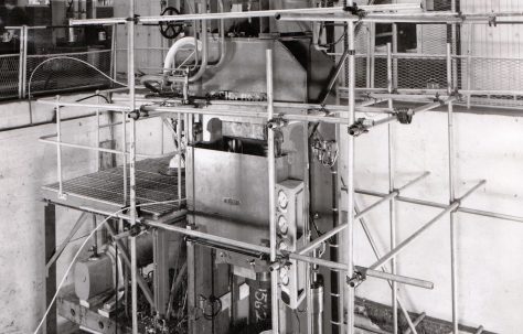 550 ton Vertical Extrusion Press under construction, O/No. 64890, c.1965